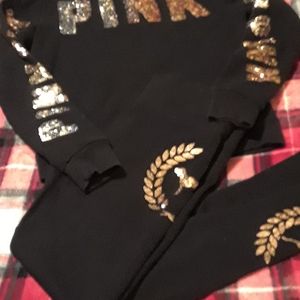 ❤Super Cute VS Pink Bling Outfit ❤